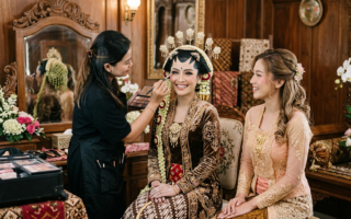 Rias Pengantin & Tunangan